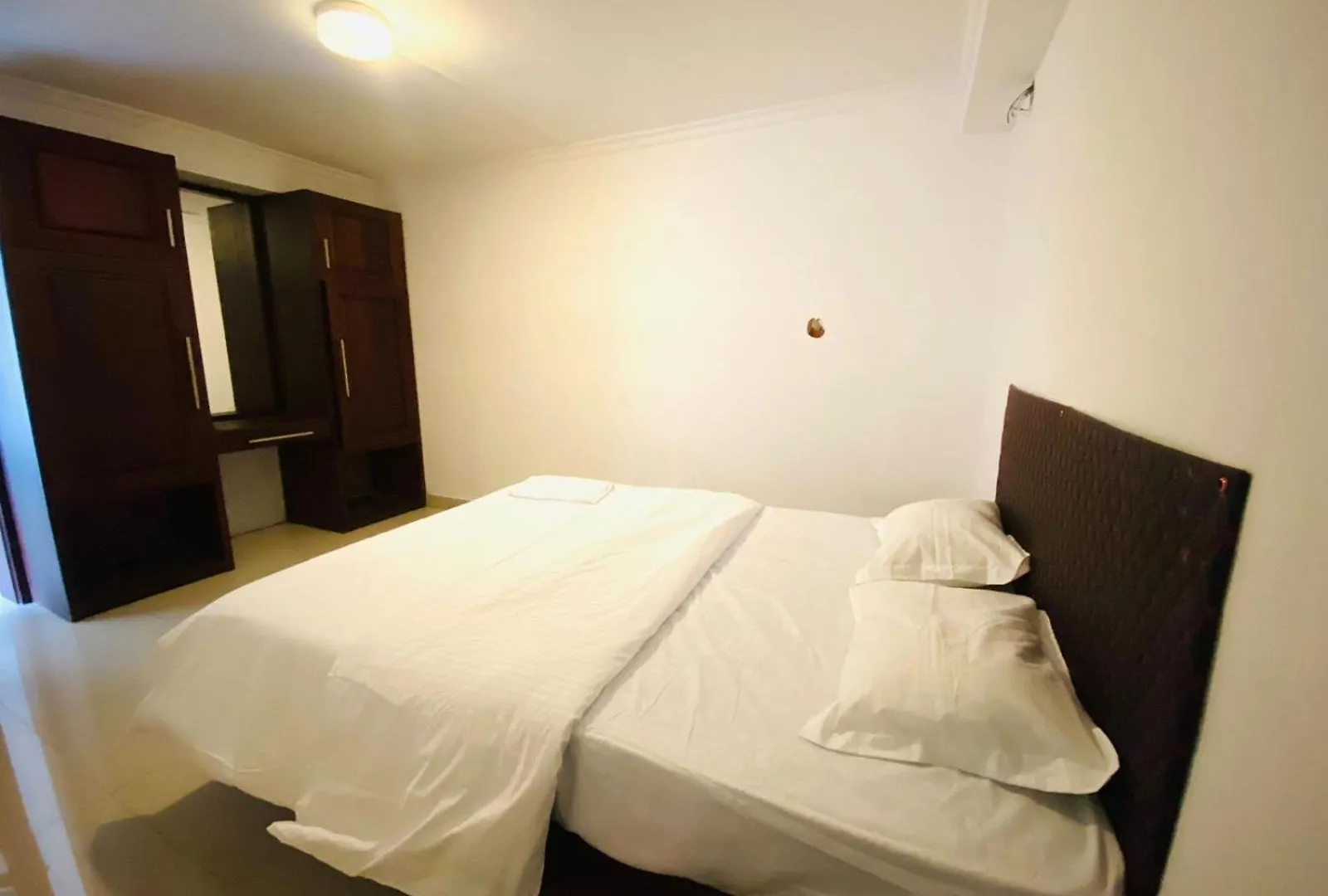 Kandy Hotel By Lakjaya